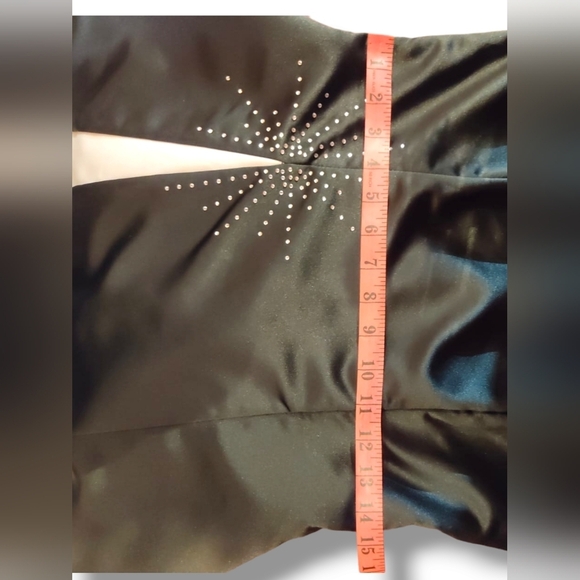 Black and white tuxedo style dress - Picture 10 of 11